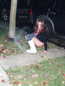 Ragazze ubriache pisciano N.2