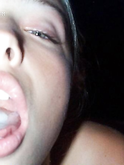 Troie sborrate in faccia