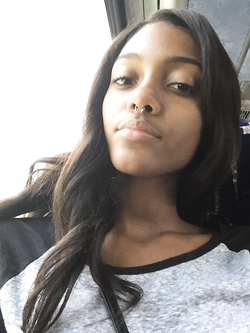 Selfie di una super figona mulatta