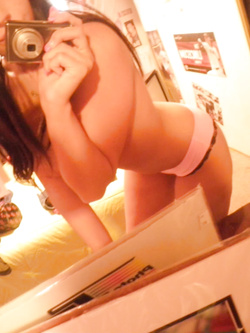 Selfie di una 18enne fighissima