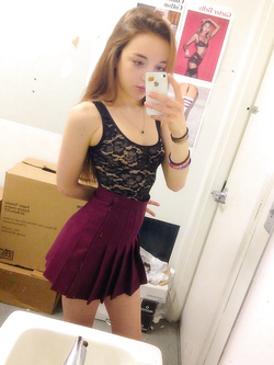 Foto porno di Whatsapp di una 18enne