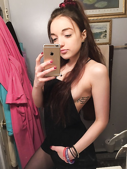 Foto porno di Whatsapp di una 18enne