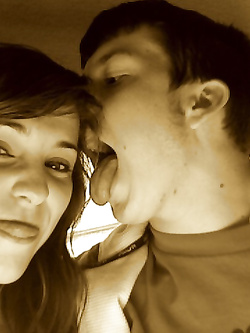 Ex ragazza sputtanata dal fidanzato