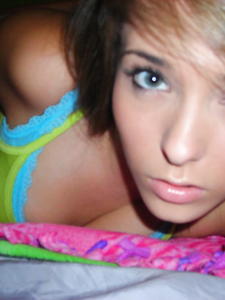 Ex ragazza sputtanata dal fidanzato