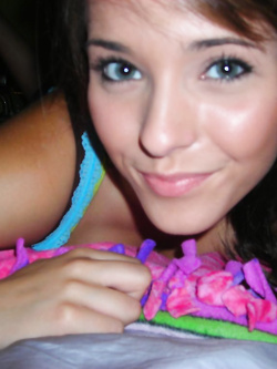 Ex ragazza sputtanata dal fidanzato