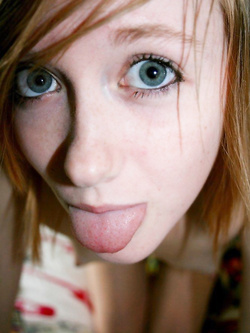 Foto di una teen esibizionista