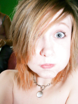 Foto di una teen esibizionista