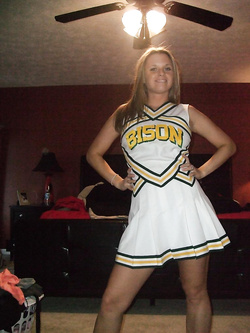 Foto di una cheerleader tettona