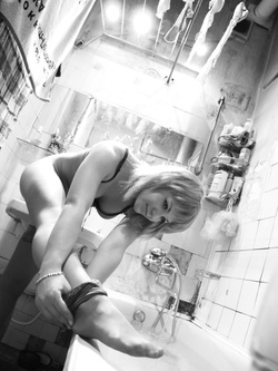 Selfie hot si una venere bionda