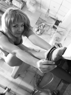 Selfie hot si una venere bionda