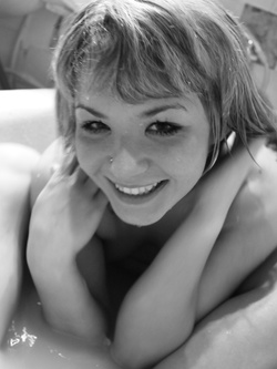 Selfie hot si una venere bionda