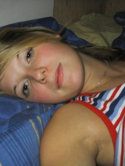 Giovane biondina francese