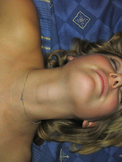 Giovane biondina francese