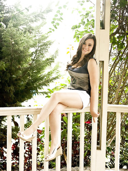 Bella brunetta foto amatoriali