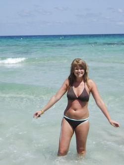 MILF Italiana (redhead Italian MILF)