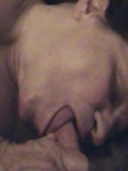 SALERNO TRASGRESSIVA 360°-ROSALINDA HOLE (84 anni) e il mio cazzetto in bocca.