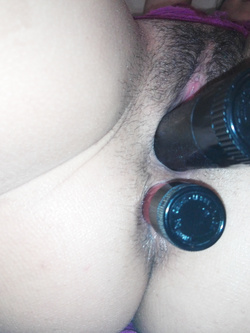 Monelladinotte con i suoi giochini