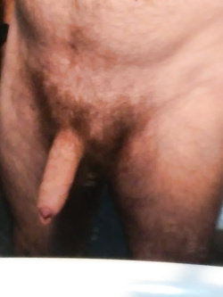 Cerco donne arrapate. Ospito. Inviare foto Ovviamente!