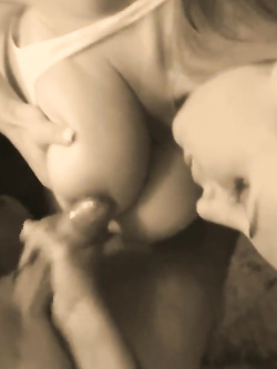 Pompino a dotato x troie