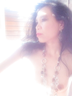 MAUREEN THAILANDESE PORNOSTAR PER DISTINTI GENTLEMEN Parte 15