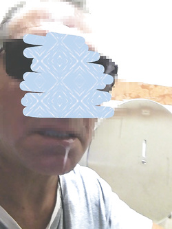 POMPINO NEI BAGNI DEL SUPERMERCATO