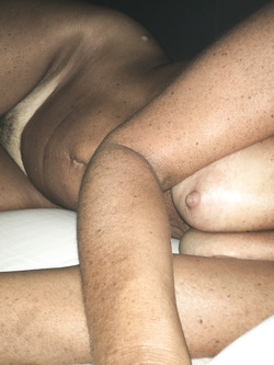 mia moglie dorme nuda