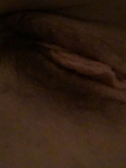 Cazzo quasi pronto ed alcune fighe scopate