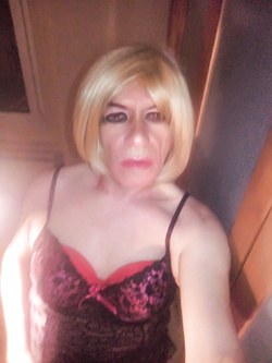 trav affamata di uccelloni