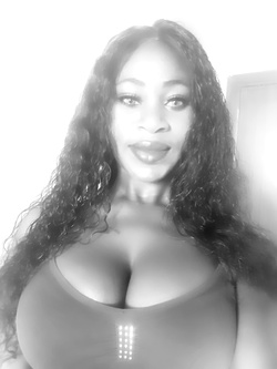 Bellissima ragazza di colore