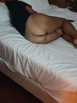 Moglie fica pelosa 3