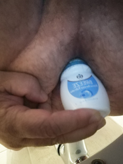 Giocando con il mio culo