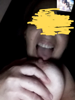 Io e la mia troia ci divertiamo da lontano