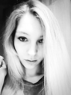 Betti 30 yo BDSM Polish wife slut in action