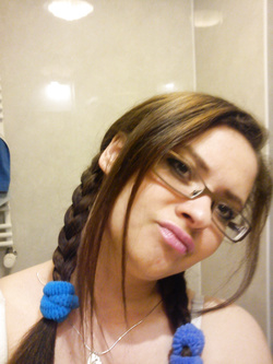 Iza 30 yo Polish hairy wife web whore