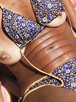 Mia moglie in topless