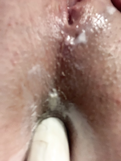 Guardoni,sborra e ciclo,masturbazione in auto