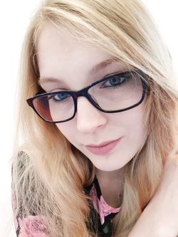 Betti 30 yo Polish BDSM wife slut