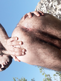 Culo peloso voglioso di cazzo