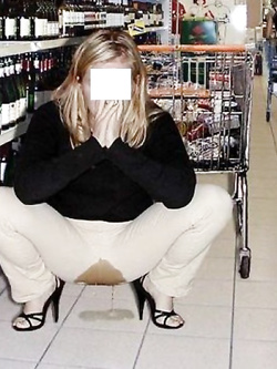 pissing della milfona...