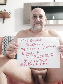 Max e Betty coppia sputtanata in rete con lui Cornuto e Froc