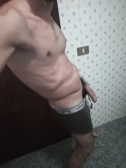 Qualcuna lo vuole in Chat?