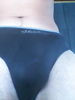 Guardando foto di belle donne qui sul sito...