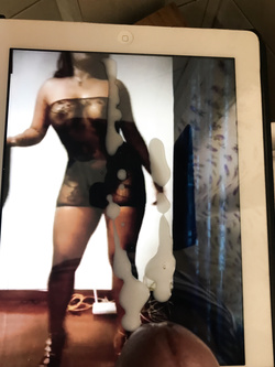 La Troia Black vuole bere la mia sborra come una cagna