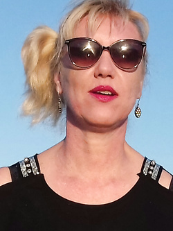 Viso, fica e culo delle mie ax amanti puttane. Sborratele.