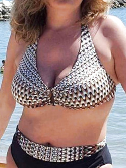 La moglie lo tradisce e lui la fa puttana