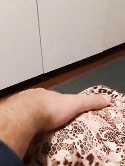 Mia moglie viene messa a nudo