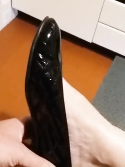 Mia moglie viene messa a nudo 2