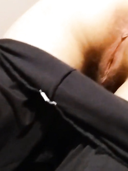 Mia moglie viene messa a nudo 7