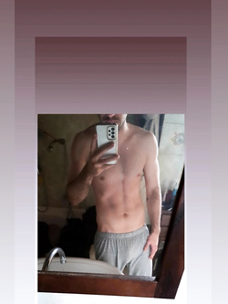 Ragazzo giovane reale per incontri????????