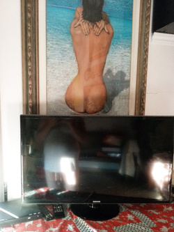 anche di giorno sotto i vestiti  per strada e al lavoro